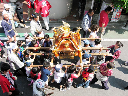 1006子ども神輿／親交会.jpg