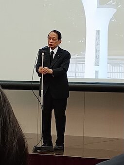 平和記念平沢代議士挨拶.jpg